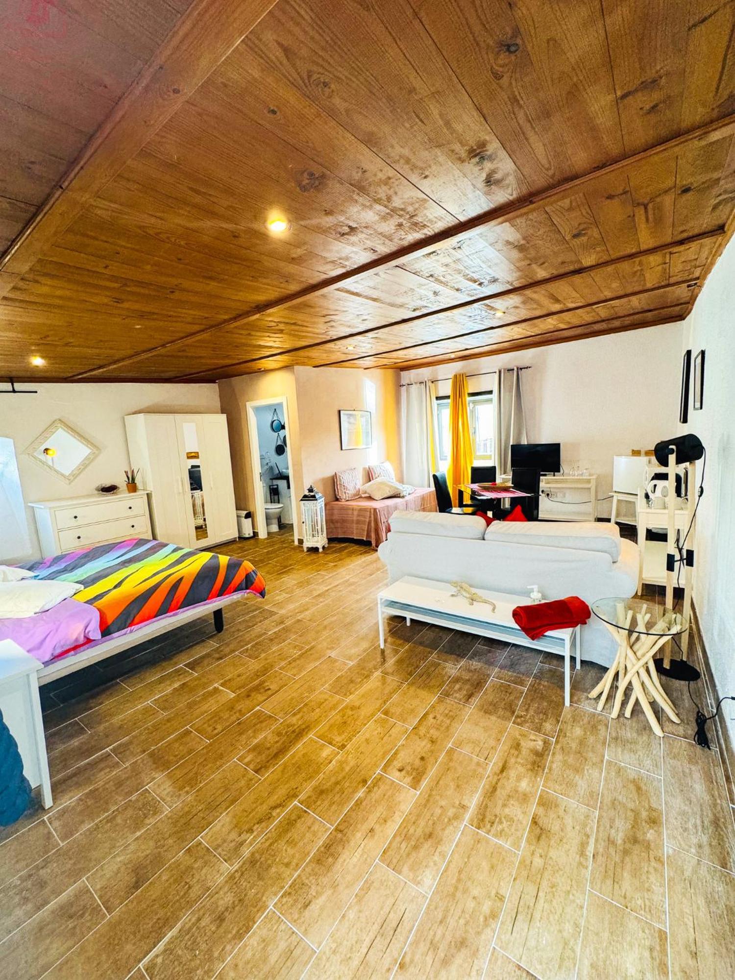 Ga7colores Only Adult Bed & Breakfast *