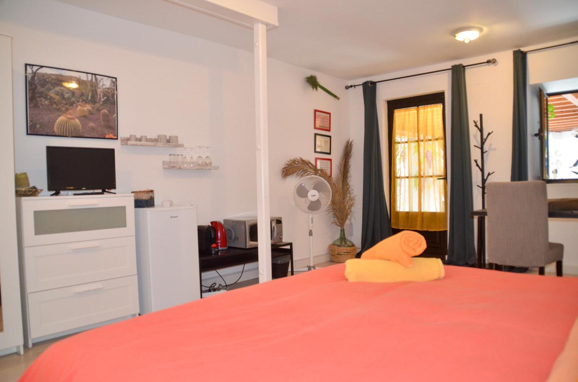 Bed and breakfast Ga7colores Only Adult Montana Blanca